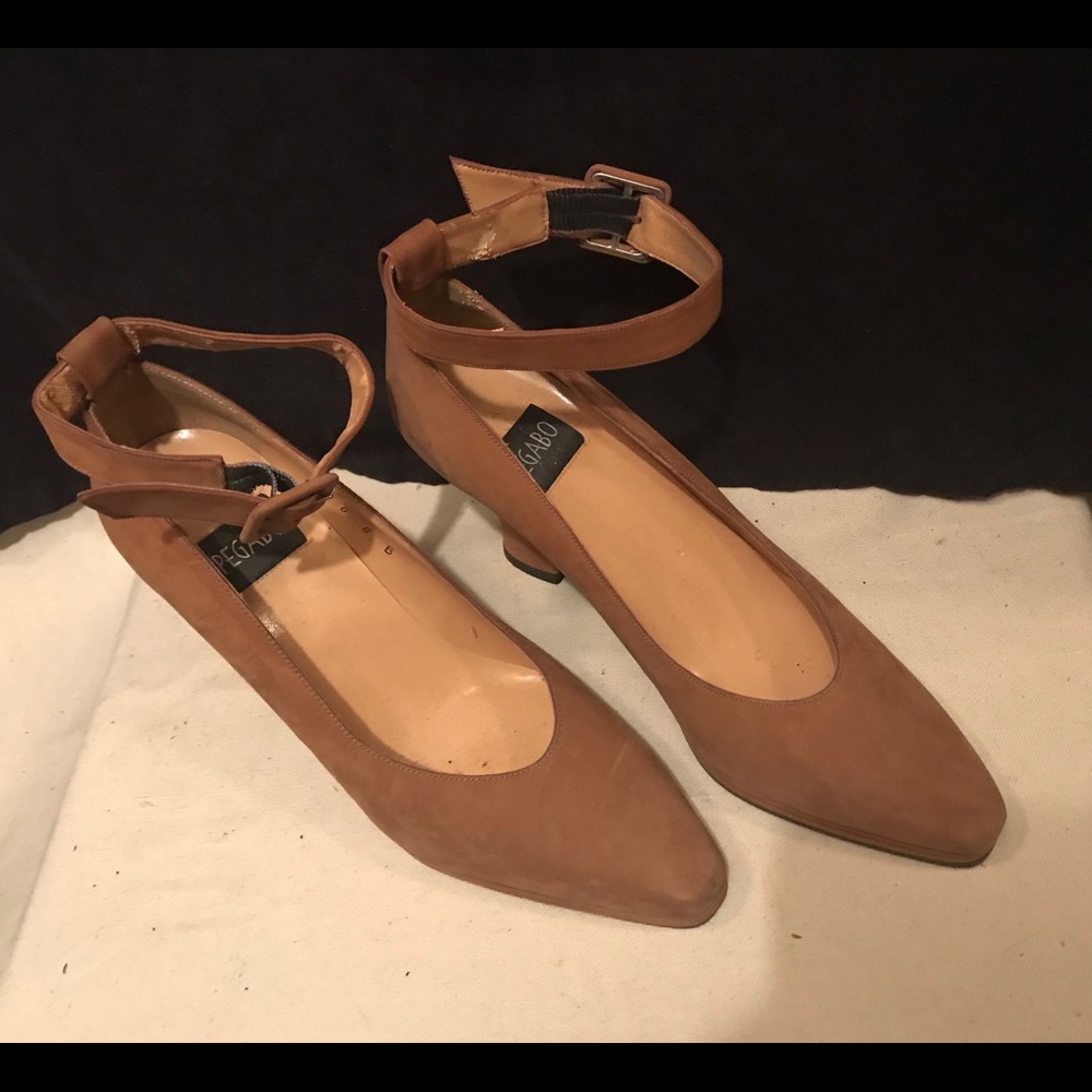 Women’s shoes
